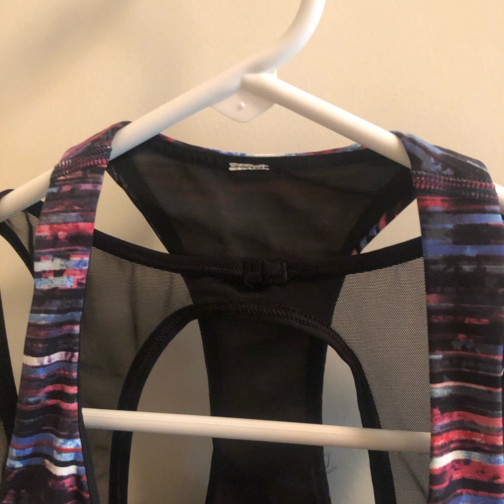 Lululemon Break Free crop - Picture 5 of 6